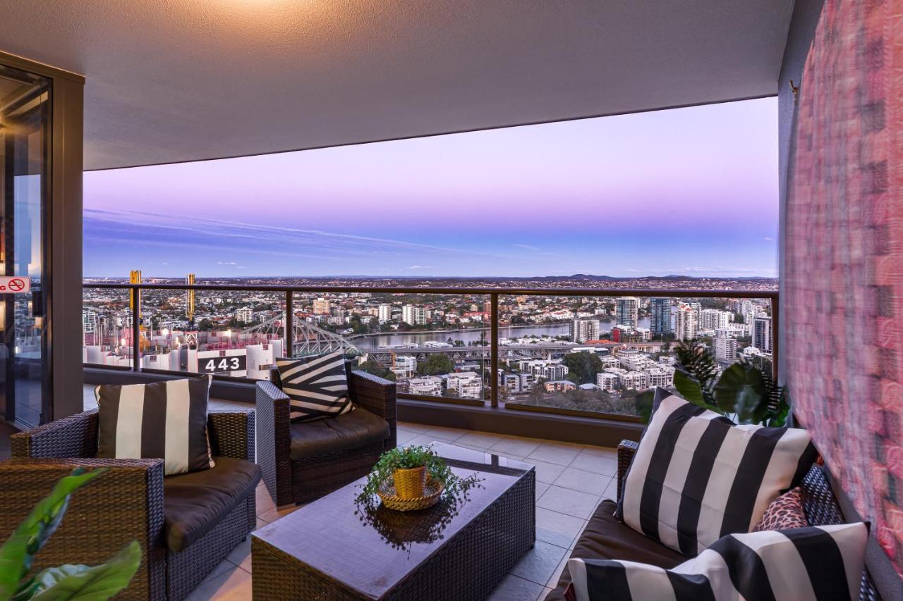 African Escape On Level 38 - Balcony With Views Brisbane Buitenkant foto