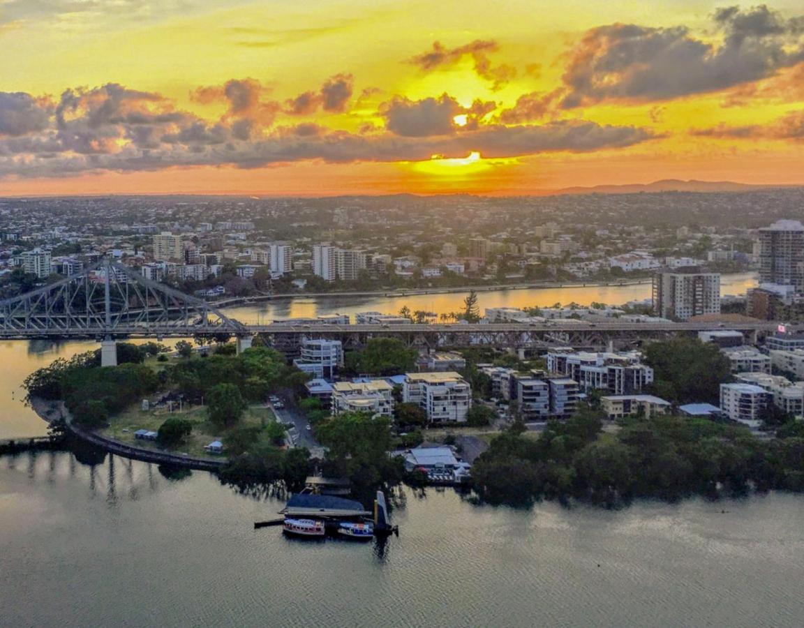 African Escape On Level 38 - Balcony With Views Brisbane Buitenkant foto